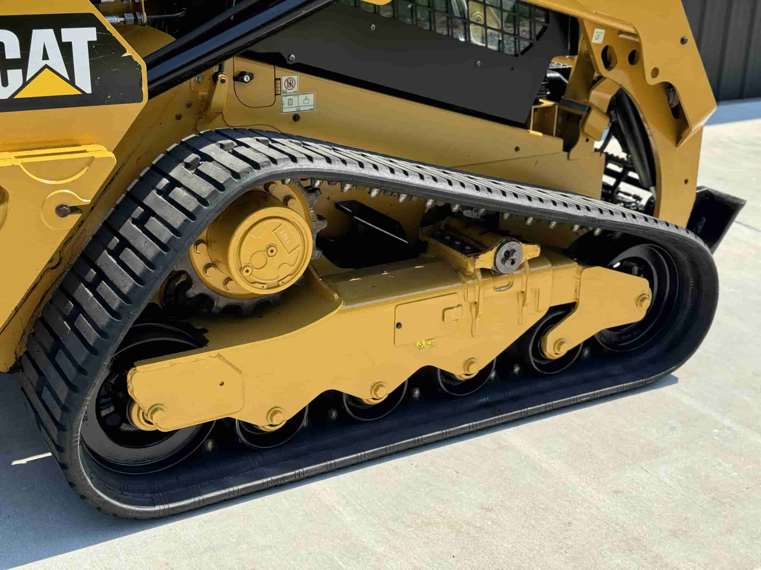 2018 CAT 259D HIGH FLOW
